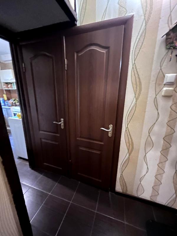 1-Bedroom Apartment near Ice Arena and Market