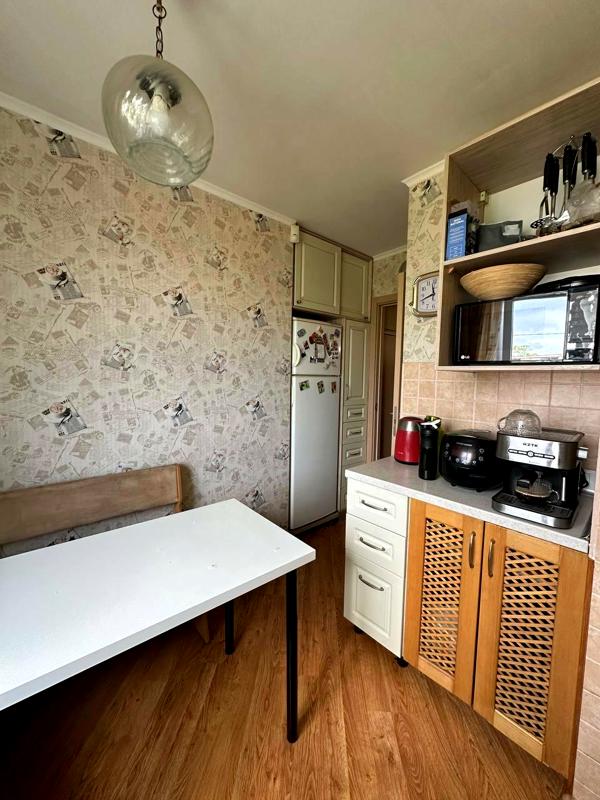 3-Room Apartment Available from June 21st