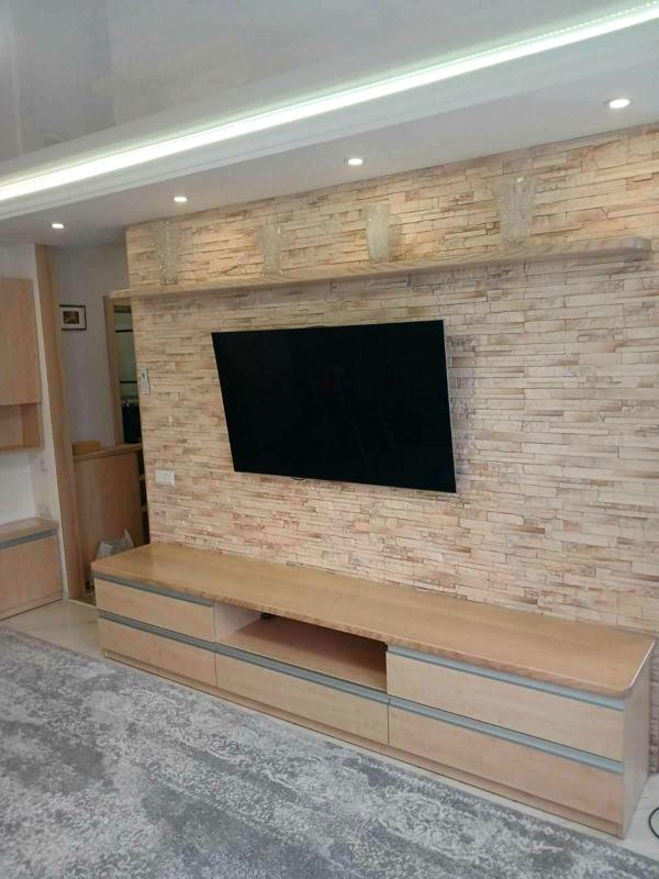 Spacious 2-room apartment near Golosiyivsky Park with designer renovation