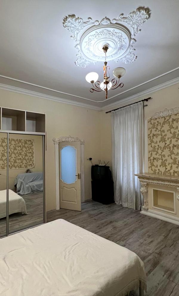 One-bedroom apartment in the heart of Lviv, Galytskyi district