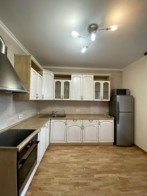 1-Bedroom Apartment near Demiivska Metro, Fully Furnished