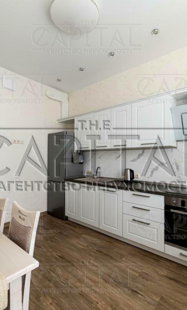 Stylish 1-Bedroom Apartment near Metro with Premium Renovation