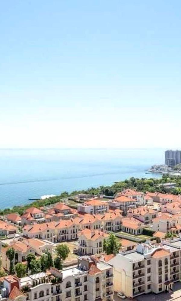 Stylish 60 m² Apartment in 9 Zhemchuzhnaya Complex with Terrace