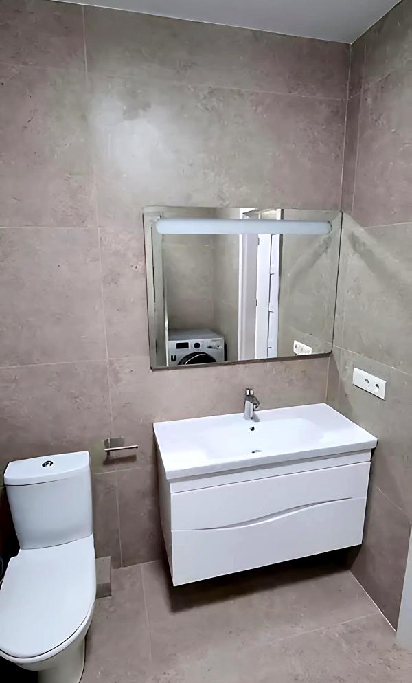 Central City Apartment with Euro Renovation and Full Amenities