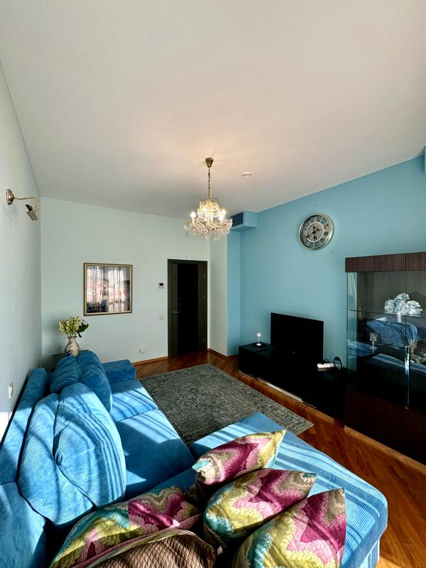 Two-room apartment with premium renovation in Shevchenkovsky district