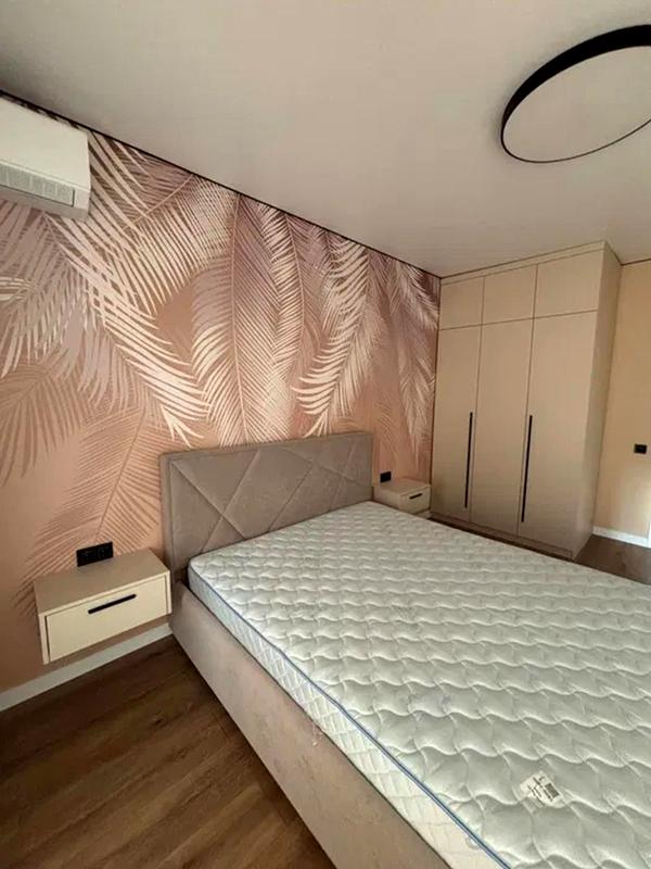 Spacious Apartment in Rusanivska Havana Complex with Premium Amenities
