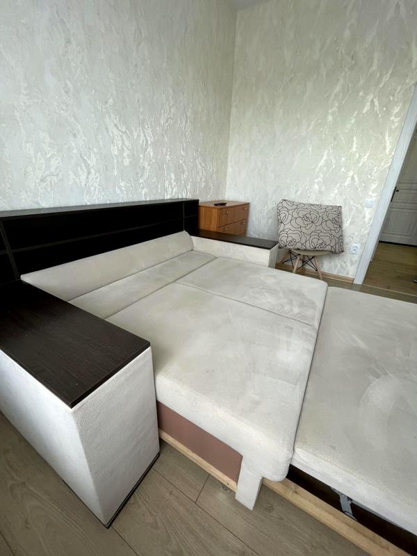 Spacious 1-bedroom apartment in Comfortable Town residential complex