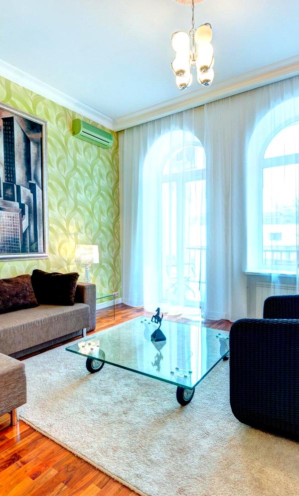 2-Bedroom Apartment in Kiev City Center near Khreshchatyk Street