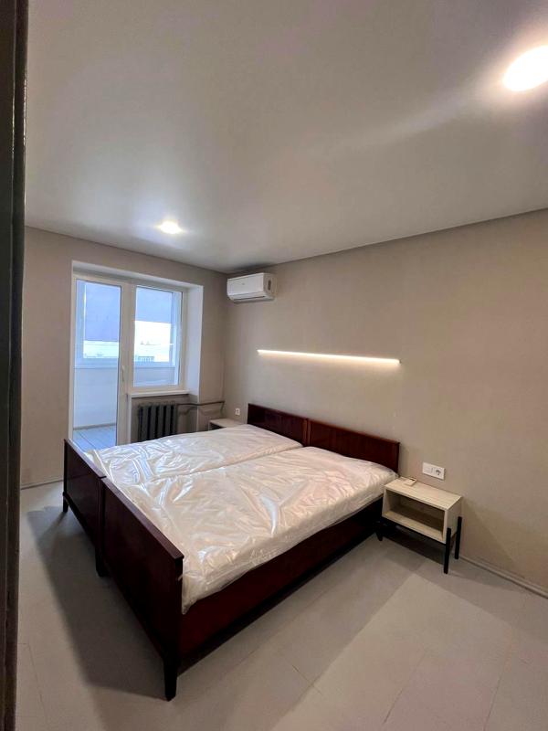 2-Room Apartment on Oleksandra Polya Avenue, Newly Renovated