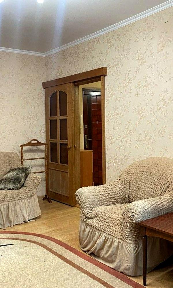 Cozy 1-bedroom apartment near Poznyaki metro, fully furnished