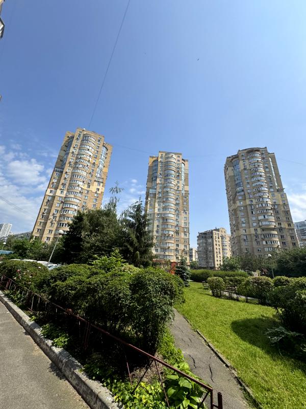 Spacious 3-room apartment with scenic view