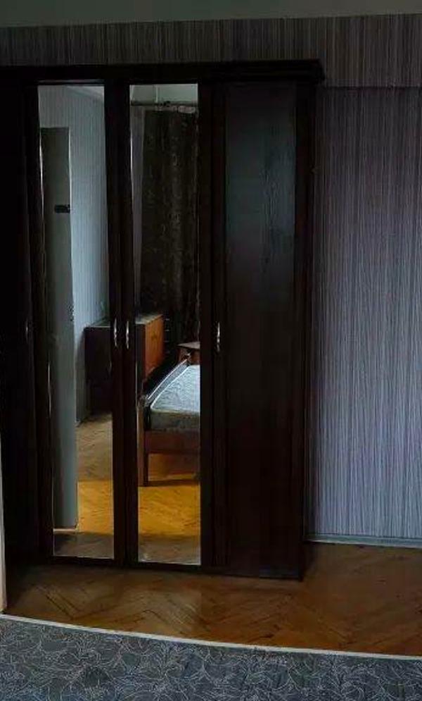 3-Room Apartment with Euro Renovation near Vokzalna Metro