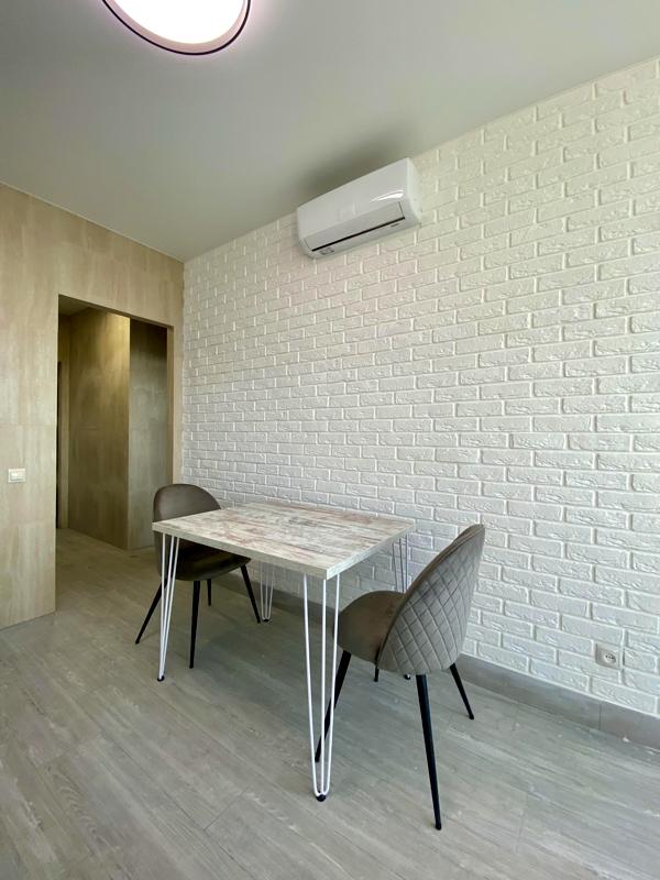 Modern 1-Bedroom Apartment in Nyvky Complex with City View