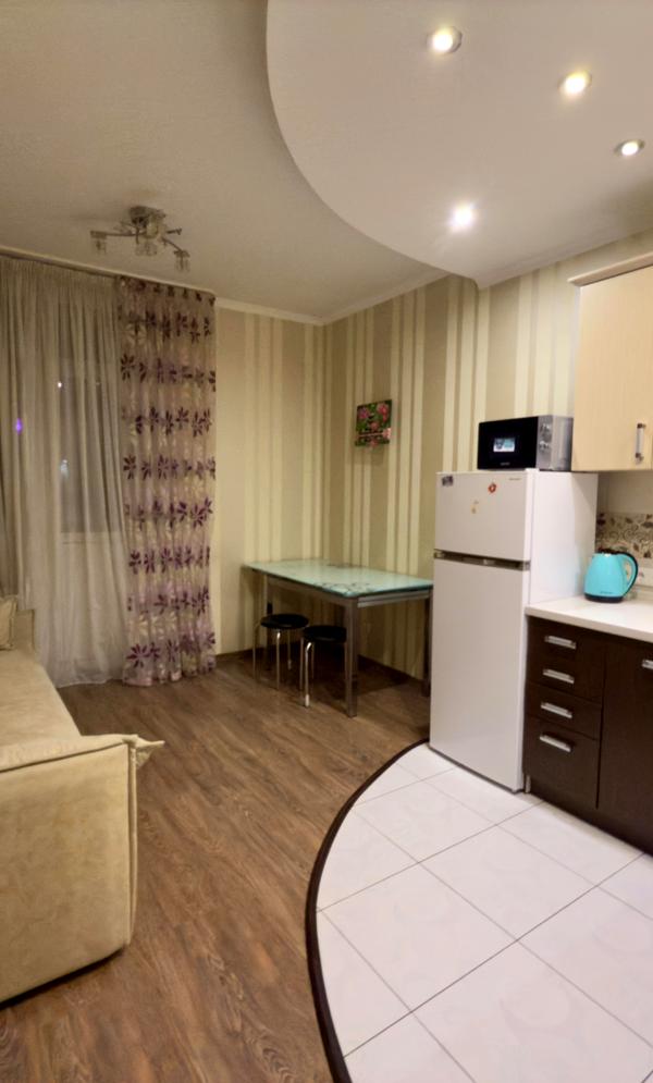 Spacious apartment with kitchen, dishwasher, and balcony