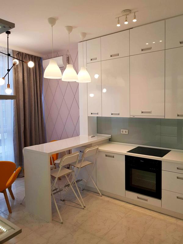 Designer 2-Room Apartment near KPI Metro with Modern Interior