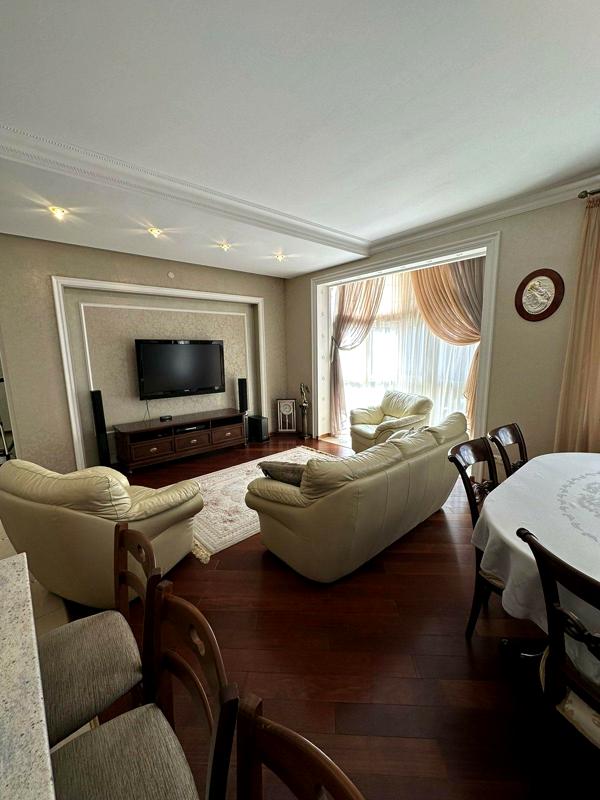 4-Room Spacious Apartment near City Center with Garage and Modern Amenities