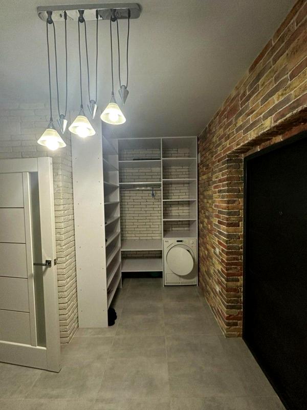 Bright and Warm 1-Bedroom Apartment in Franko District