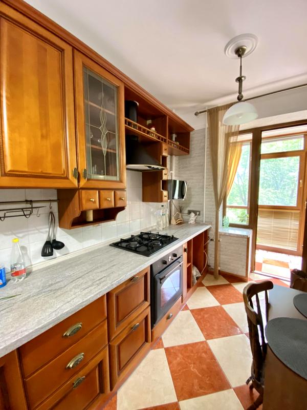 Cozy two-room apartment in historic Pechersk area near Kyiv-Pechersk Lavra