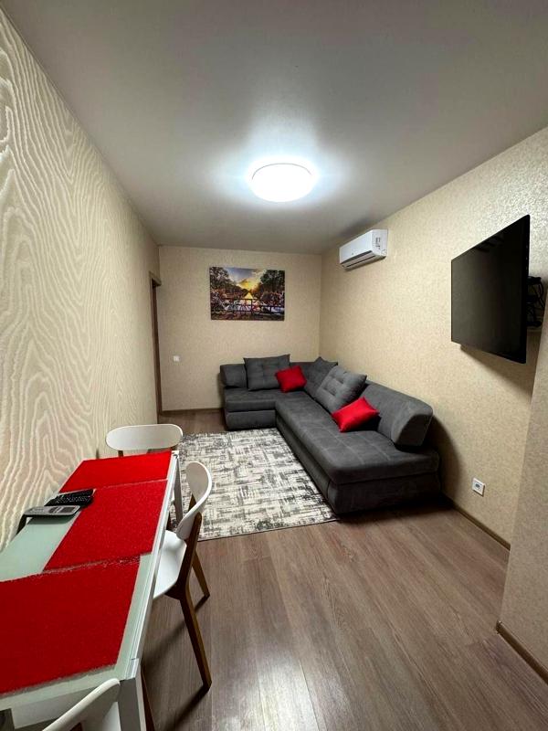 2-Room Studio Apartment in Best House Complex