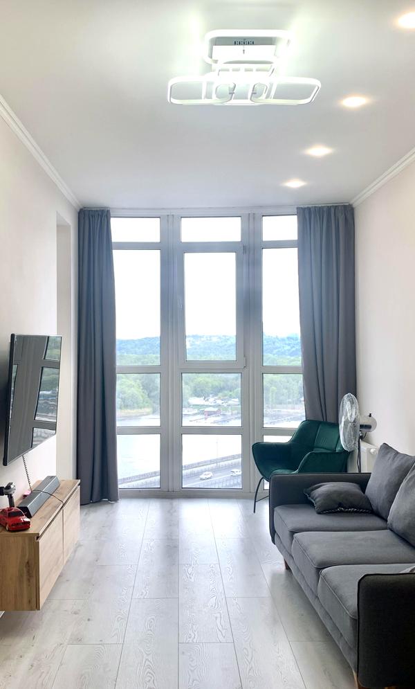 Spacious 2-Room Apartment with Panoramic River View in Kyiv