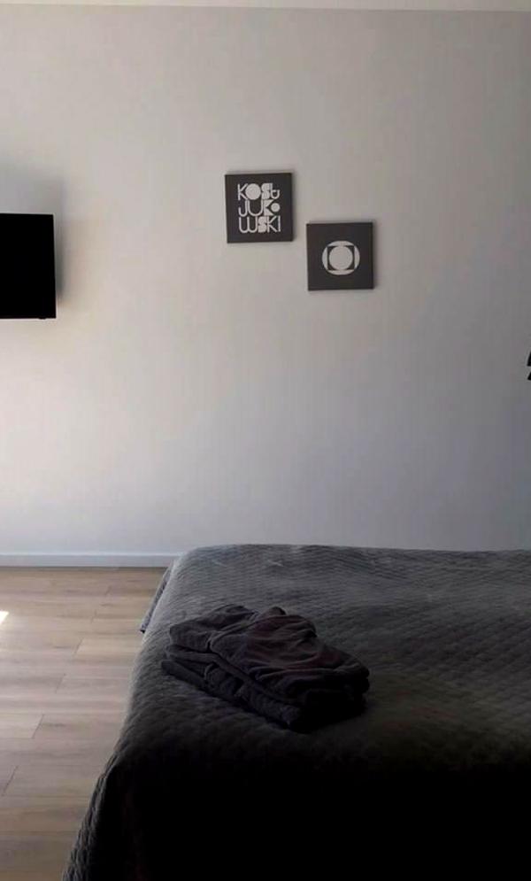 Spacious Apartment near Rynok Square with City Views