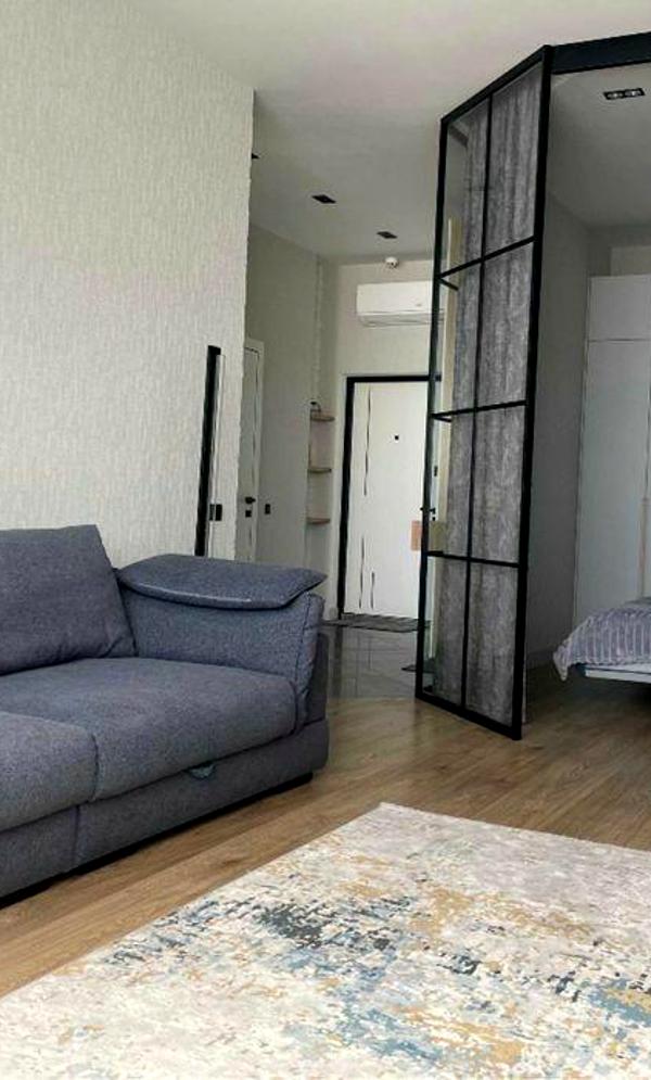 Stylish 1-bedroom apartment near French Boulevard with sea proximity