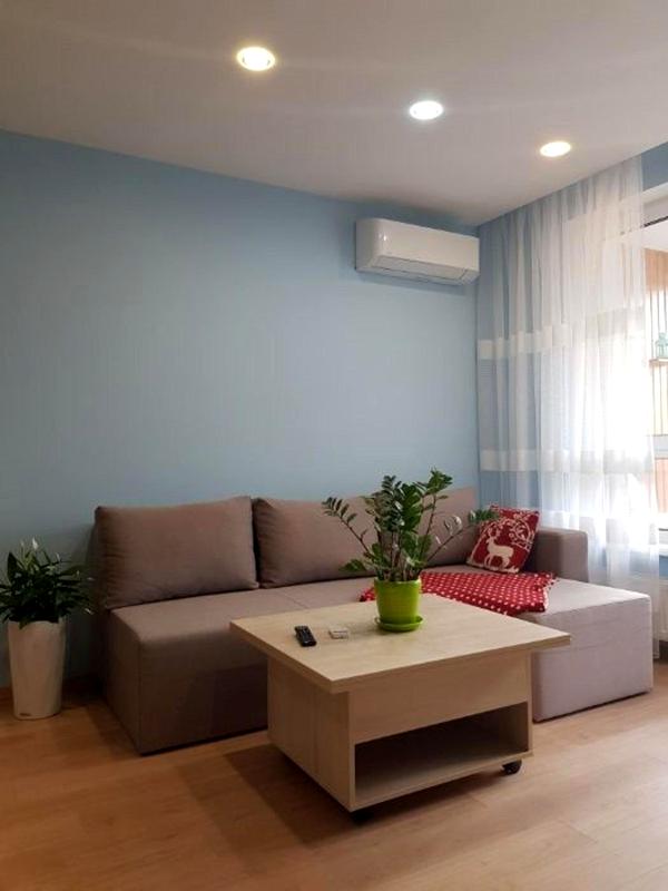 Modern Scandinavian-style Apartment near Slavutych Metro with River View
