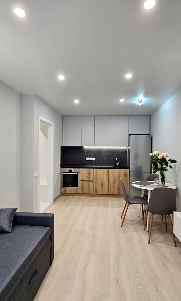 2-Room Studio Apartment in Nova Angliya Residential Complex