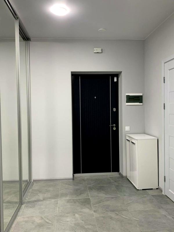 Stylish 2-Room Studio Apartment in Podil Plaza & Residence