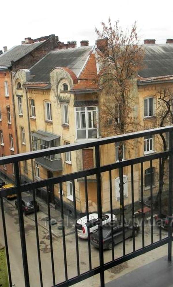 Studio Apartment with Large Balcony Near City Center