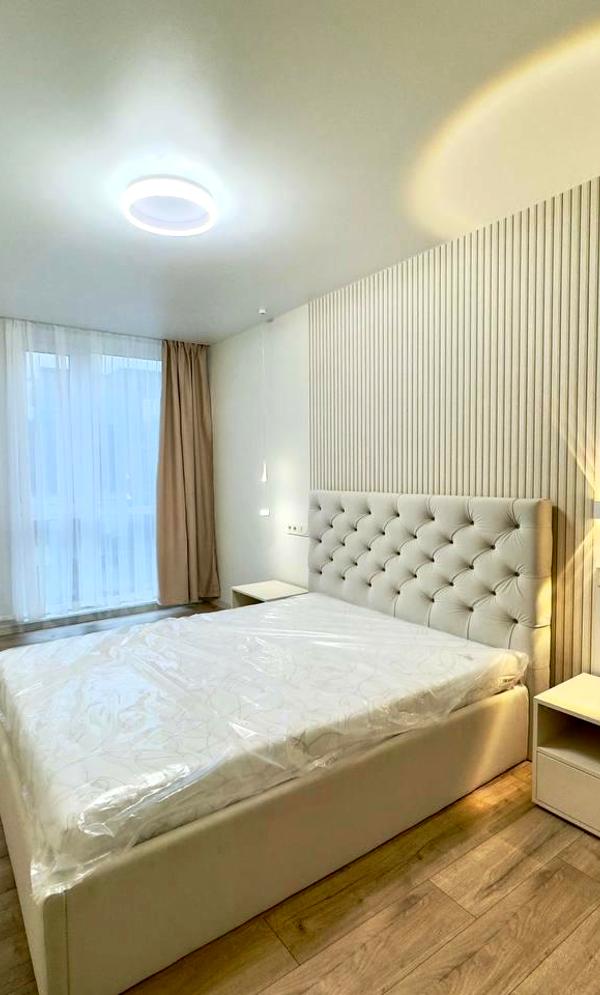 Premium 1-Bedroom Apartment in Avalon Yard Complex, City Center