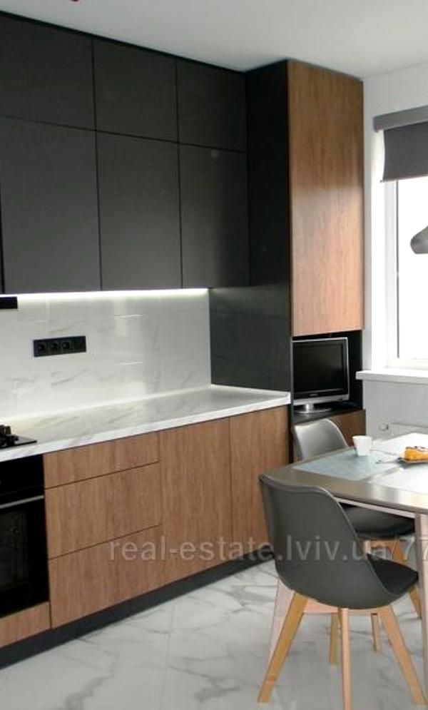 Studio Apartment with Large Balcony Near City Center
