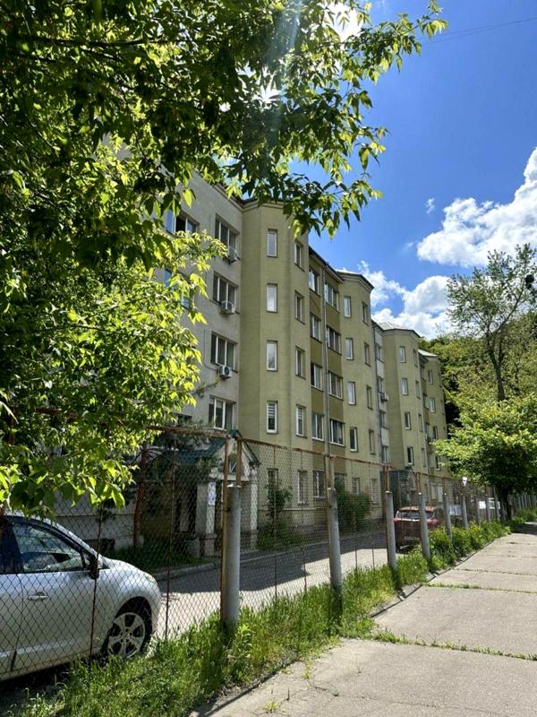 3-Room Fully Furnished Apartment with Separate Rooms and Good Infrastructure