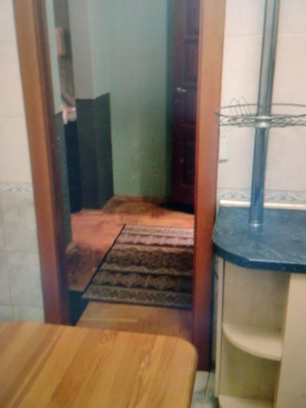 2-Room Apartment near Akademmistechko Metro, Fully Equipped