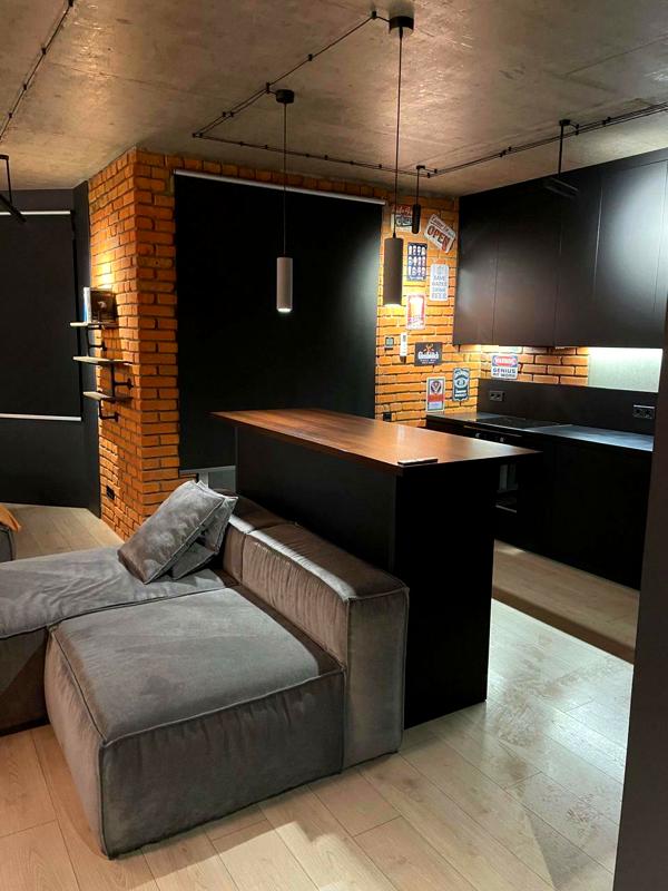 Cozy, well-designed studio apartment with premium amenities