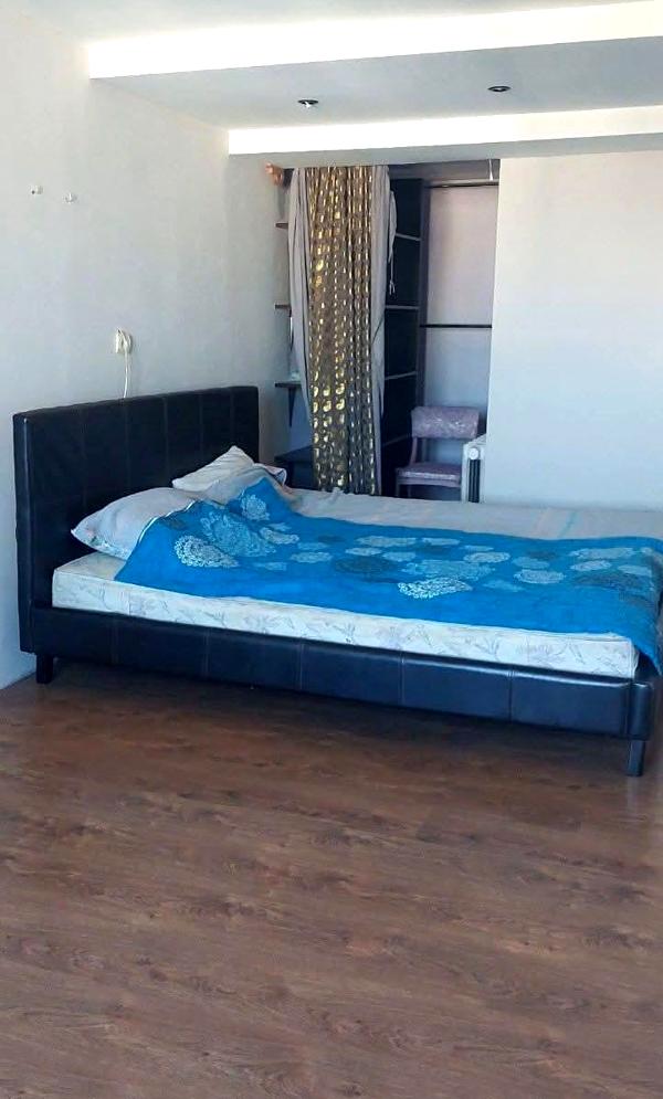 Spacious Apartment on Tairova with Separate Rooms and Studio Kitchen