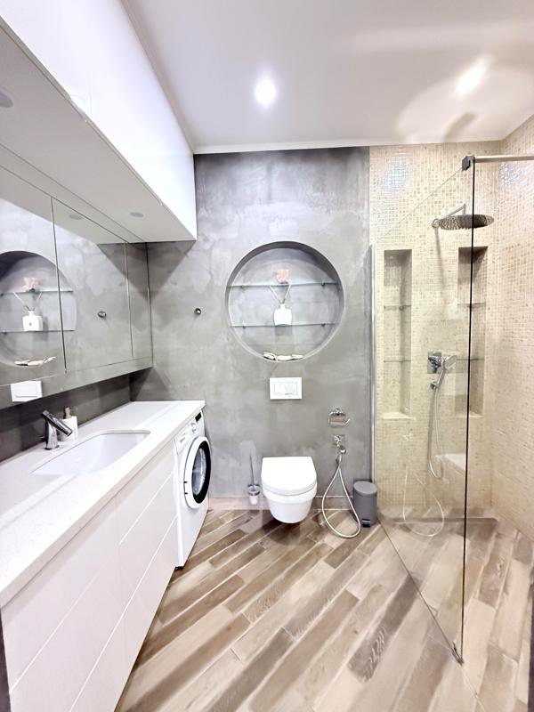 Spacious 2-Bedroom Apartment with Sea View at French Boulevard