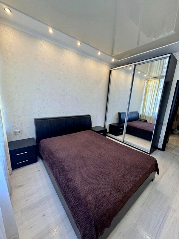 Sea View Apartment in 35 Pearl Complex, 8th Station of Big Fountain