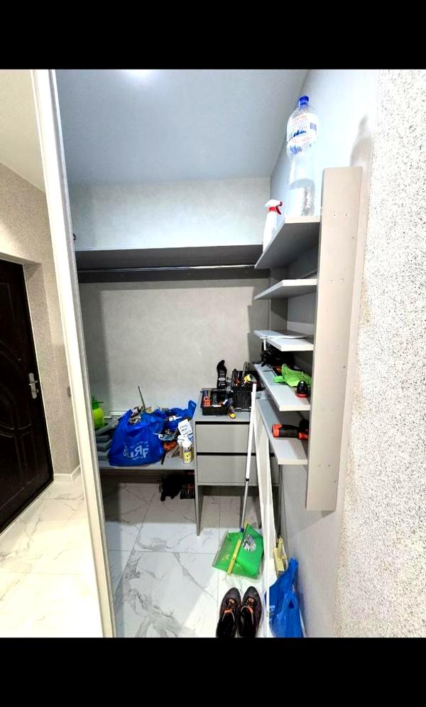 Smart Apartment in Parkland Complex with Modern Design and Amenities