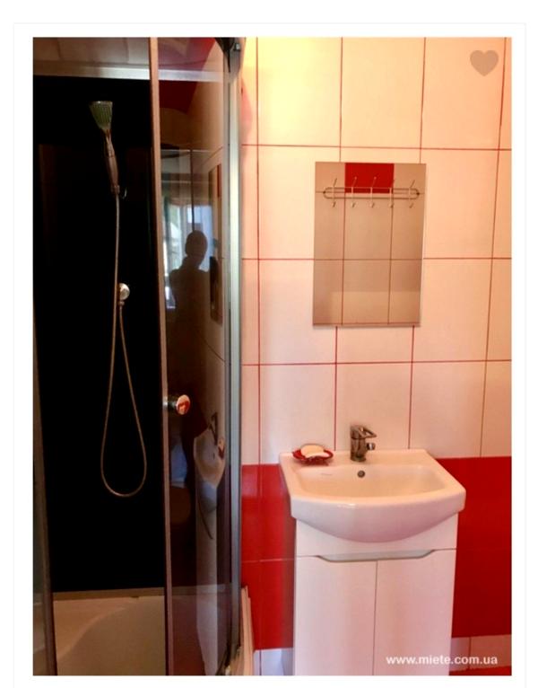 Studio Apartment with Separate Entrance and Closed Terrace