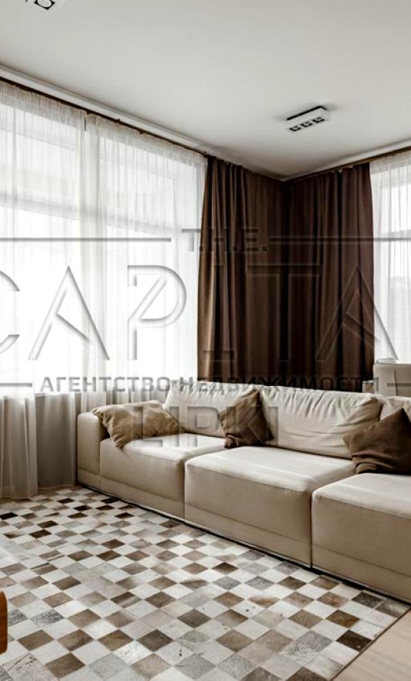 Designer 3-Room Apartment in Novopecherski Lipki Complex, Kyiv