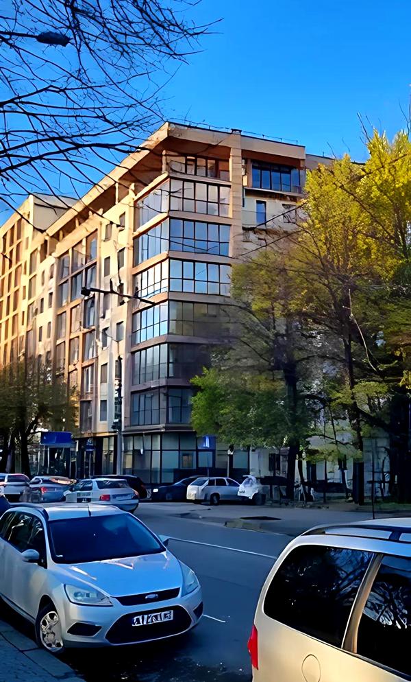 Central City Apartment with Euro Renovation and Full Amenities