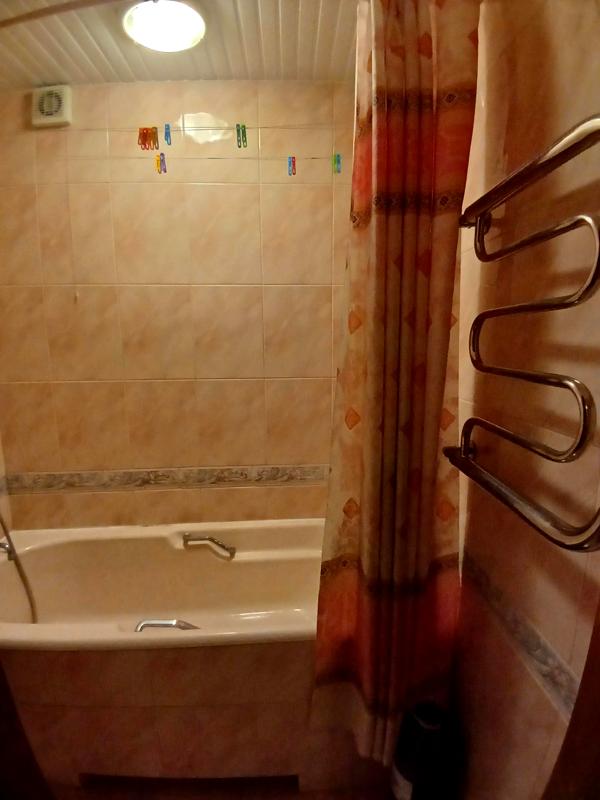 Central Apartment with Spacious Room and Quiet Balcony