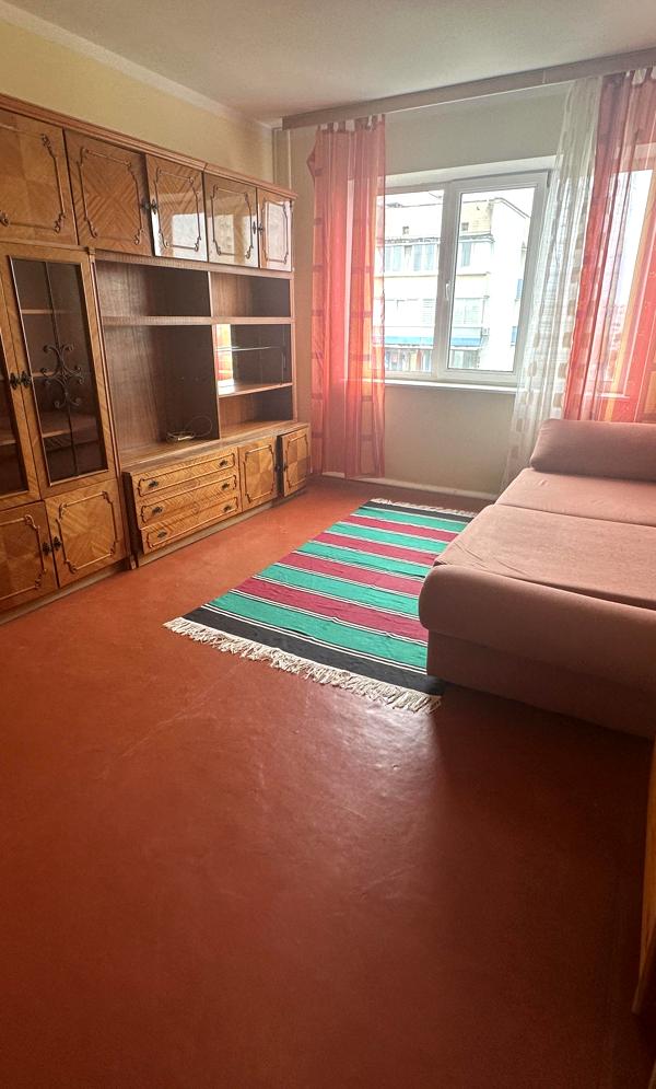 Spacious 1-bedroom apartment near Desnyanski Park with good infrastructure