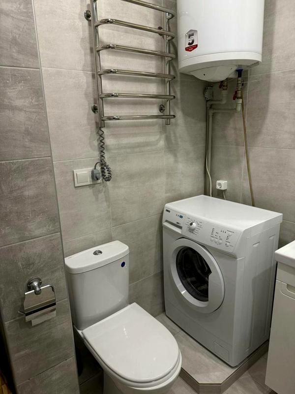 Fully Furnished Modern Apartment in Kyiv