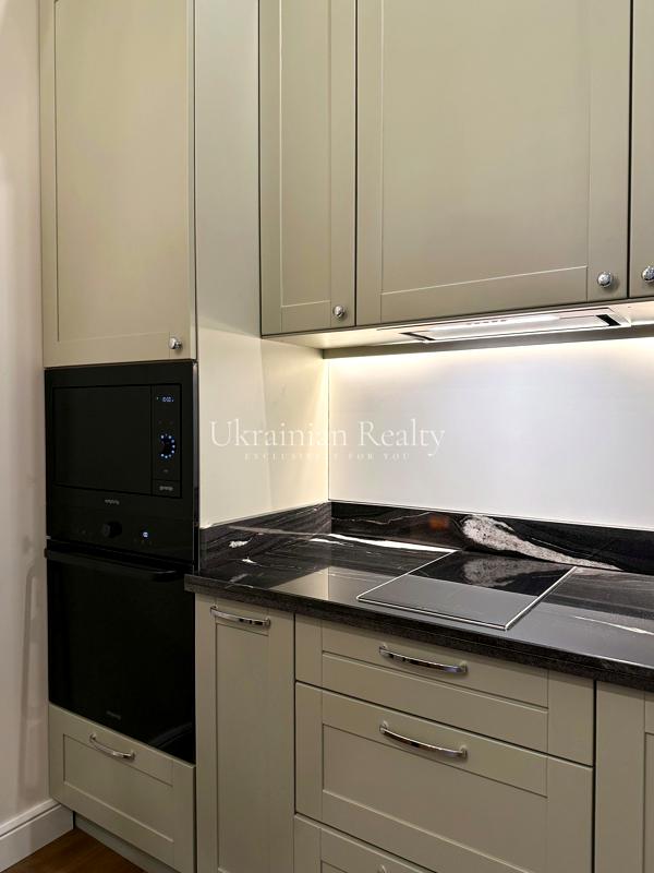 Premium Class Apartment in Crystal Park, Near Shuljavska Metro
