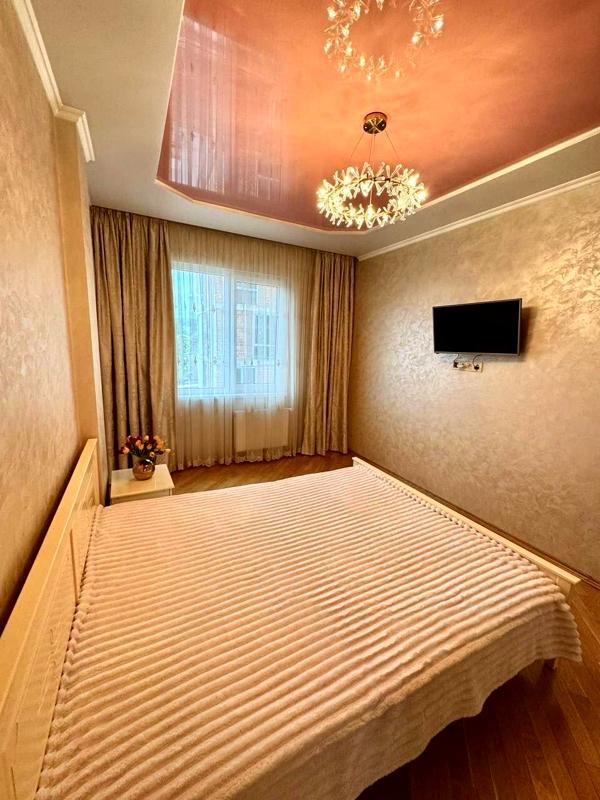 Modern 1-bedroom apartment in new building on Zamarstynovska Street
