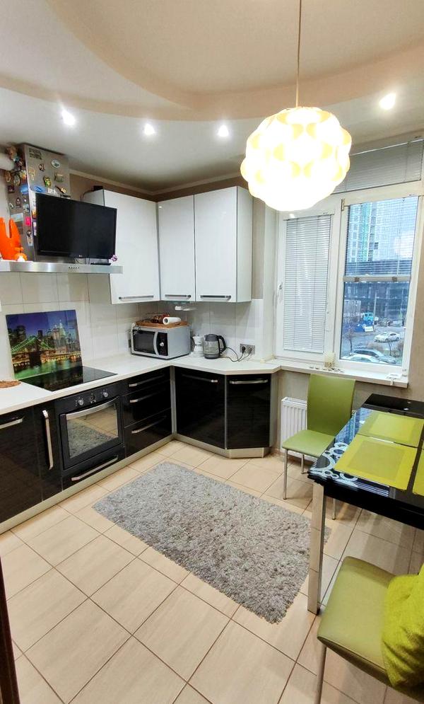 1-Bedroom Apartment in Osokorky, Fully Furnished with Modern Amenities