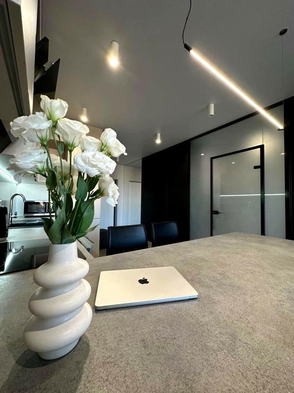 1-Bedroom Apartment with Kitchen-Living Room in Victory V Complex