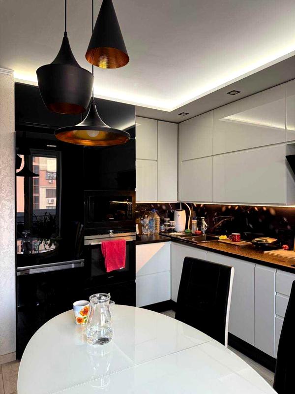 Two-level apartment in Dobra Oselya residential complex, 90 m², 10th floor